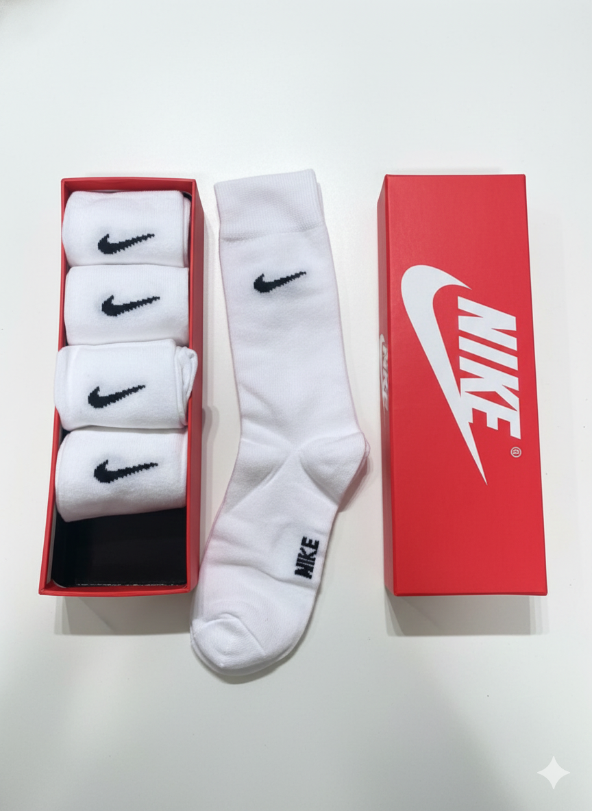 N.i.k.e Premium Socks (White)