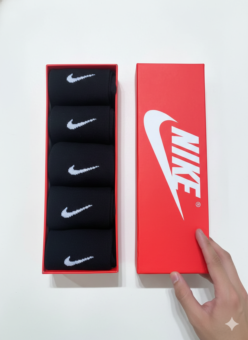 N.i.k.e Premium Socks (Black)