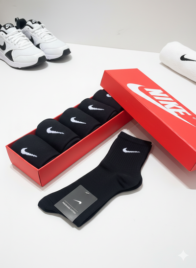 N.i.k.e Premium Socks (Black)