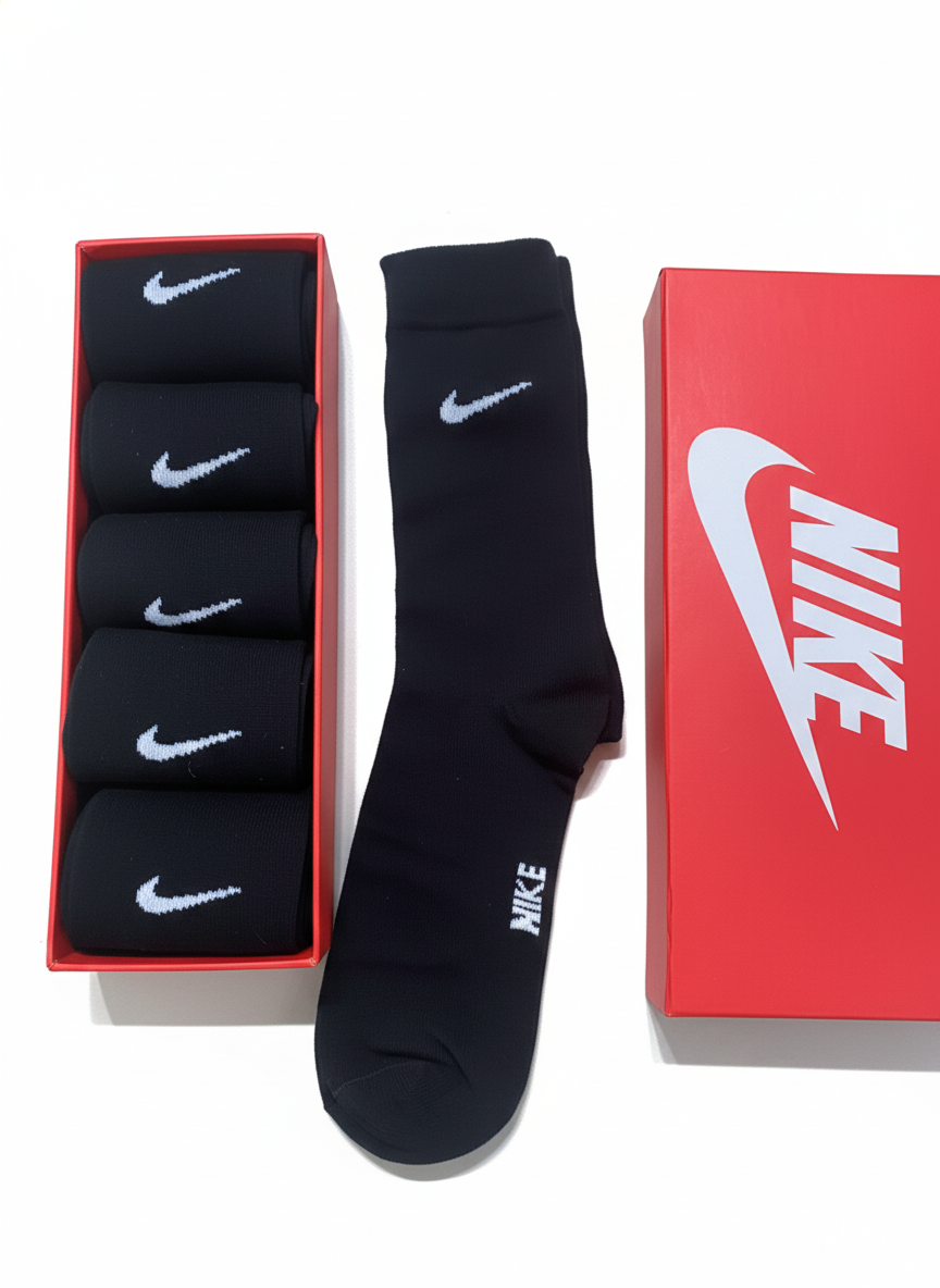 N.i.k.e Premium Socks (Black)